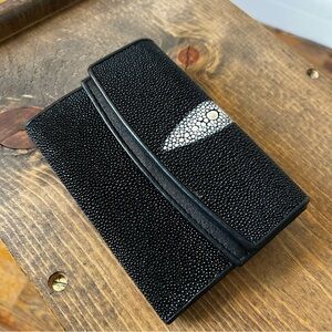 Pelgio Stingray Leather Wallet - Never Used